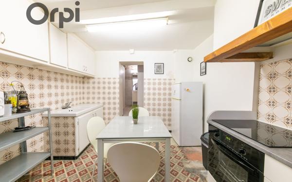 Maison à vendre    6 pièces • 200 m2 Pézilla-la-Rivière