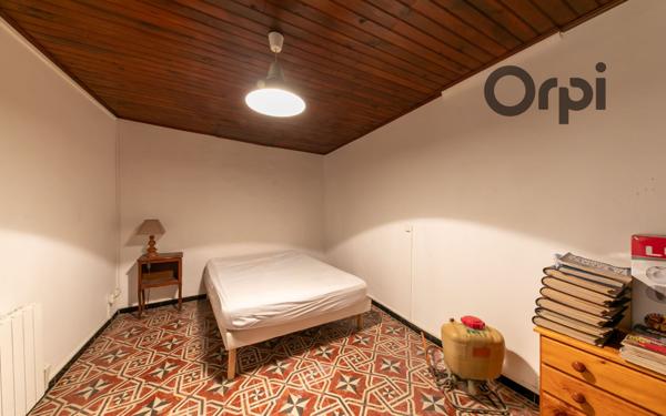 Maison à vendre    6 pièces • 200 m2 Pézilla-la-Rivière