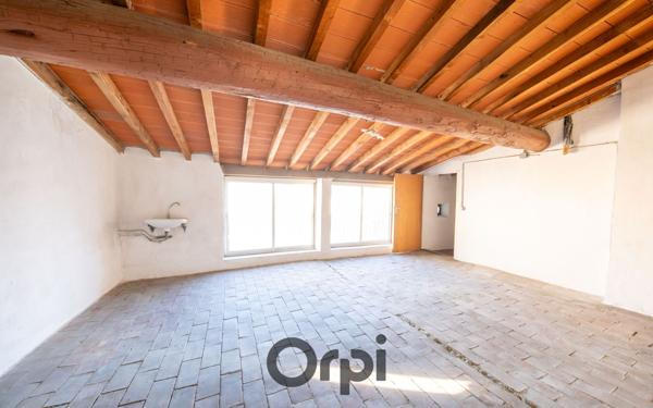 Maison à vendre    6 pièces • 200 m2 Pézilla-la-Rivière