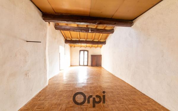 Maison à vendre    6 pièces • 200 m2 Pézilla-la-Rivière