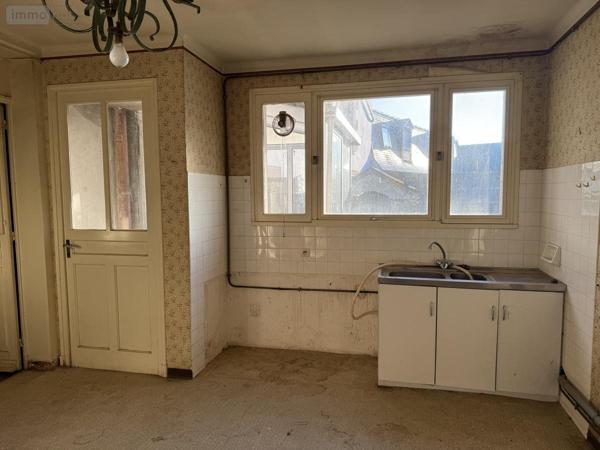 Maison à vendre à Loudéac dans les Côtes-d'Armor (22600), ref : 22115-3453