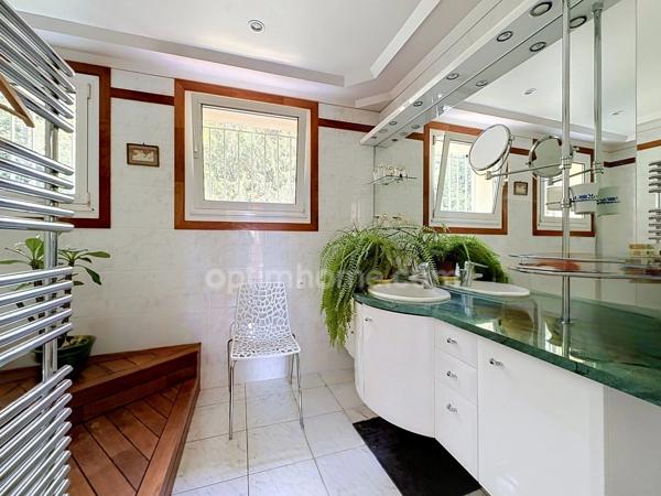 BESSANCOURT (95) Maison 5 chambres 250m²