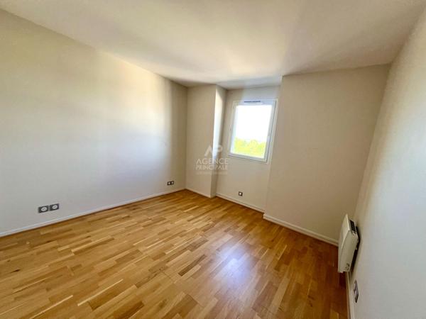 Appartement Pontoise 4 pièce(s) €300 000 ** - Référence 11022