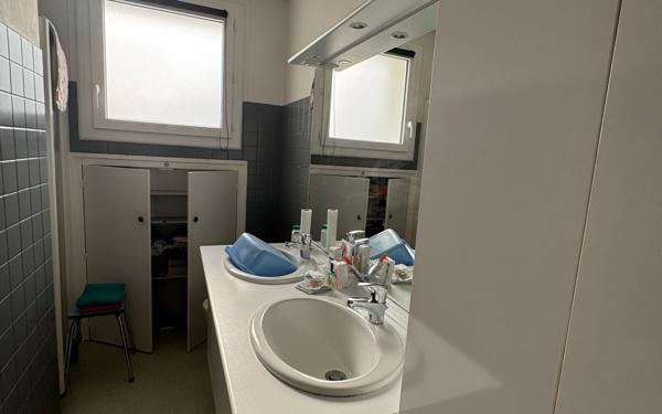 Maison à vendre    4 pièces •  Port-des-Barques