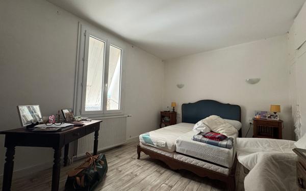 Maison à vendre    4 pièces •  Port-des-Barques