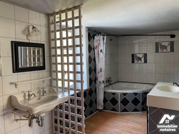 A VENDRE MAISON VILLA CHAMBRES D'HOTES PLOMBIERES-LES-BAINS REMIREMONT LE VAL D'AJOL VOSGES 88
...