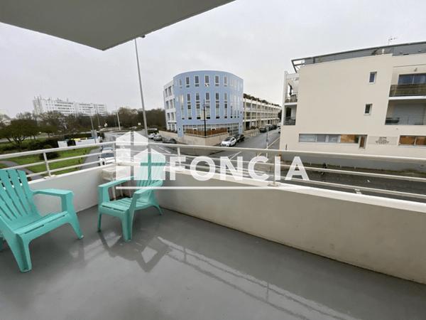 Location Appartement meublé 2 pièces 30.08 m² - 6 RUE DE LA SOLE La Rochelle 17000
