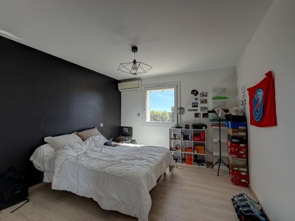 Villeneuve-sur-Lot (47300) Aux portes de Villeneuve-sur-Lot - Villa moderne d'environ 176 m2, 5 chambres avec piscine et vue dominante