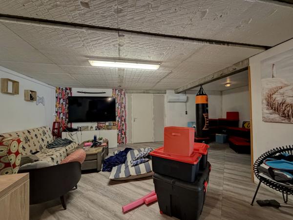 Villeneuve-sur-Lot (47300) Aux portes de Villeneuve-sur-Lot - Villa moderne d'environ 176 m2, 5 chambres avec piscine et vue dominante