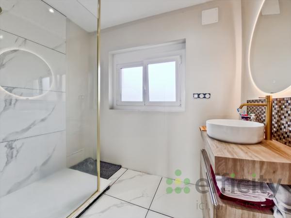 Maison 4 pièces - 85 m² Exclusivité efficity