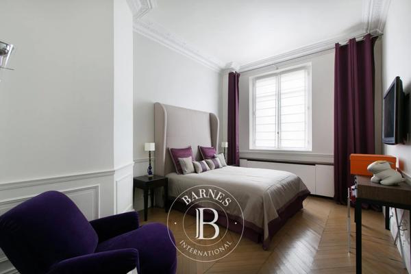 Paris 8ème, Appartement 3 Chambres -  187 m² à vendre
