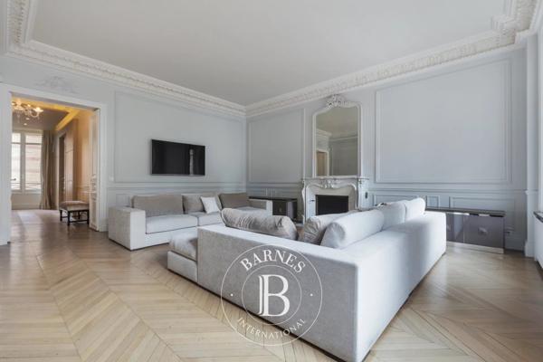 Paris 8ème, Appartement 3 Chambres -  187 m² à vendre