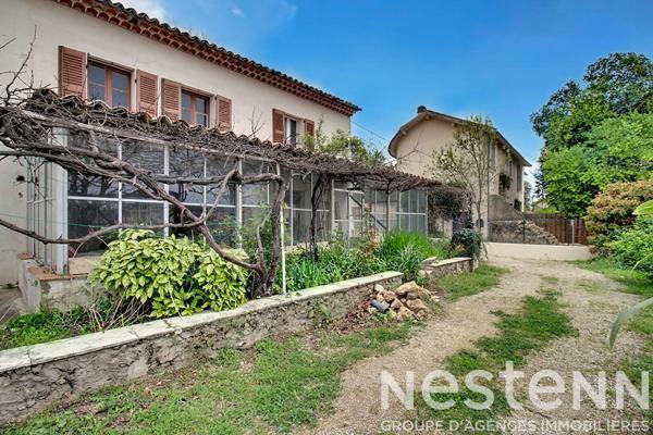 A VENDRE A DRAGUIGNAN : Villa T5 Rénovée avec 300 m² de jardin privatif