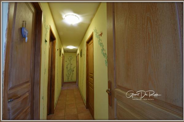 BELVEZE-DU-RAZES proche: Villa T5 PP avec Vue Panoramique, Piscine et Terrain de 4500m²