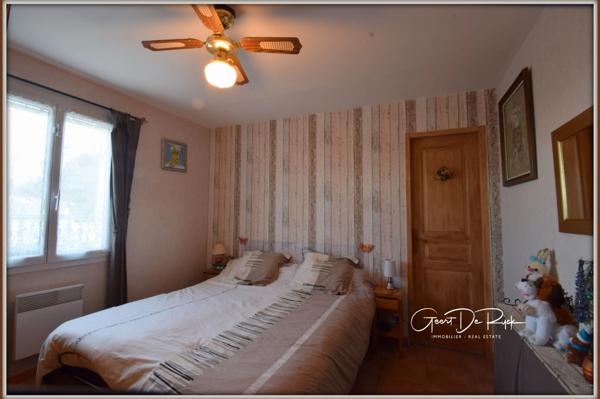 BELVEZE-DU-RAZES proche: Villa T5 PP avec Vue Panoramique, Piscine et Terrain de 4500m²