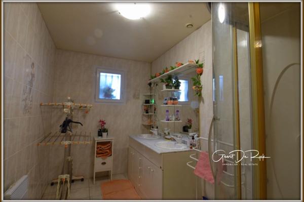 BELVEZE-DU-RAZES proche: Villa T5 PP avec Vue Panoramique, Piscine et Terrain de 4500m²