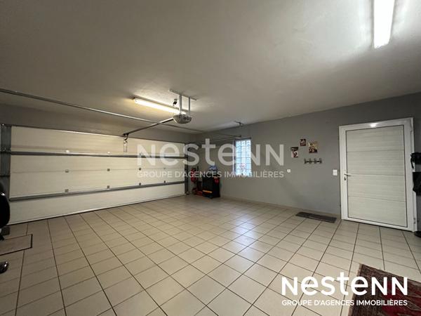 VAL DE MODER --- Maison familiale 5 pièces avec piscine, jardin clos et beaux volumes