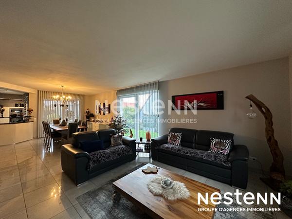 VAL DE MODER --- Maison familiale 5 pièces avec piscine, jardin clos et beaux volumes