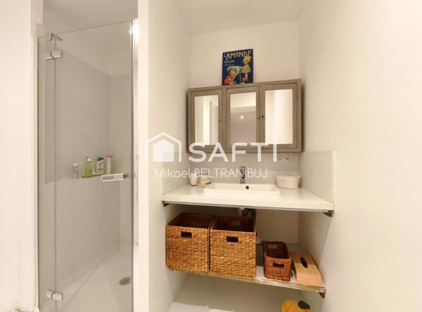 Authentique maison vigneronne avec terrasse et piscine