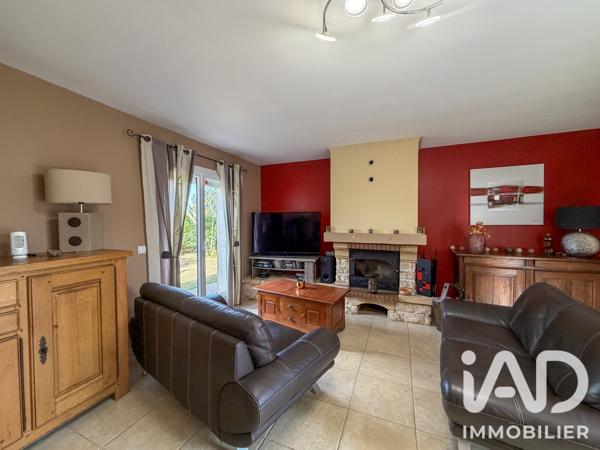 Maison à vendre 4 pièces 115 m² Sainte-Colombe-la-Commanderie