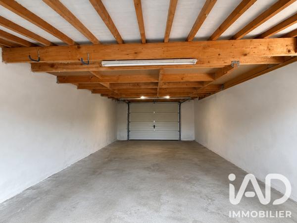 Maison à vendre 4 pièces 115 m² Sainte-Colombe-la-Commanderie