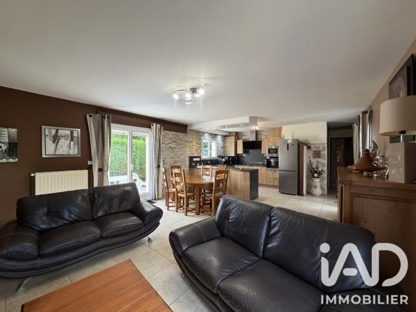 Maison à vendre 4 pièces 115 m² Sainte-Colombe-la-Commanderie