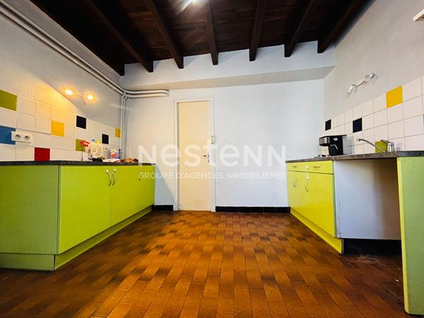 A VENDRE CHAMBOULIVE DE BOURG MAISON TERRASSE ET JARDIN