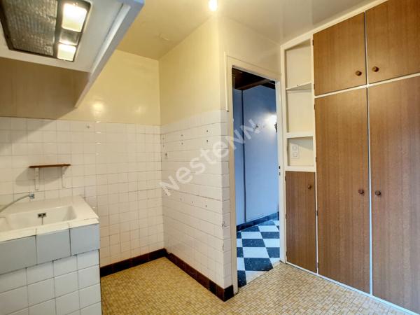 A VENDRE CHAMBOULIVE DE BOURG MAISON TERRASSE ET JARDIN