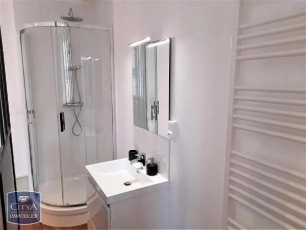 Appartement à louer 3 pièces 62.32m² Le Mans (72000)