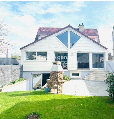 Maison à VIRE NORMANDIE, 14500 - 7 pièces 142m²