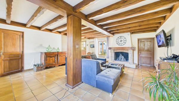 Maison 5 pièces - 148 m² Exclusivité efficity