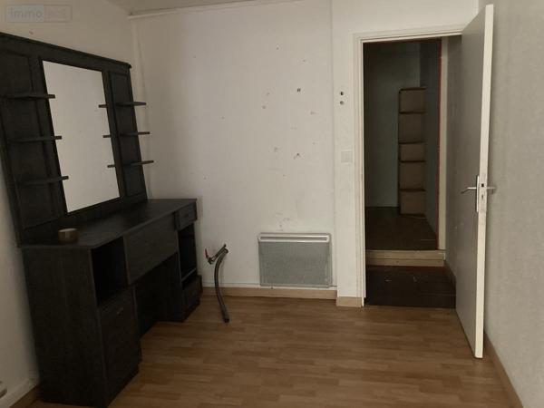 Fonds et/ou murs commerciaux à louer à Lannion dans les Côtes-d'Armor (22300), ref : 22086-L54   
Centre-Ville