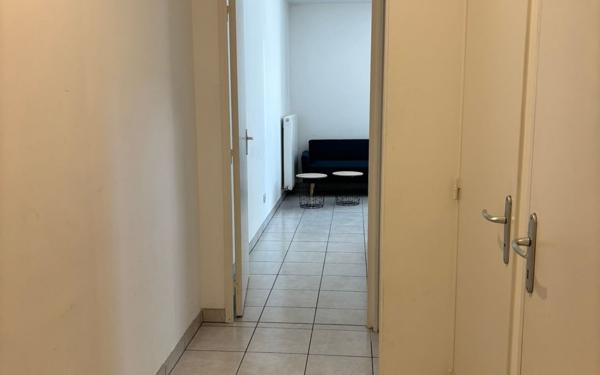 Appartement à vendre    3 pièces •  Vénissieux