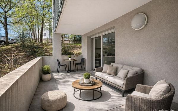 Appartement à vendre    3 pièces •  Vénissieux