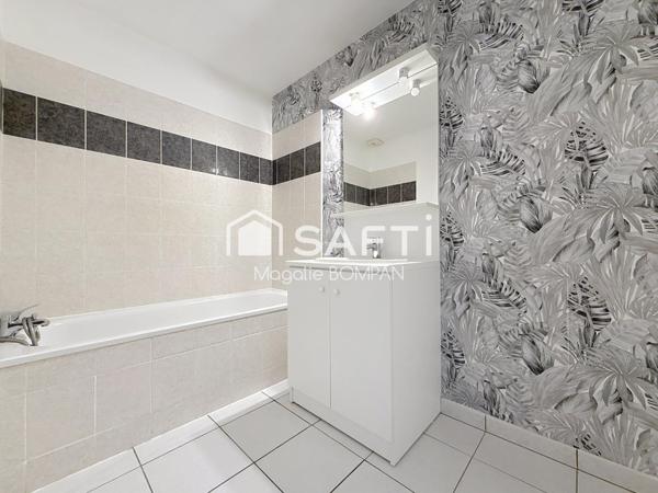 Idéalement située, jardin, calme et centre à pied !