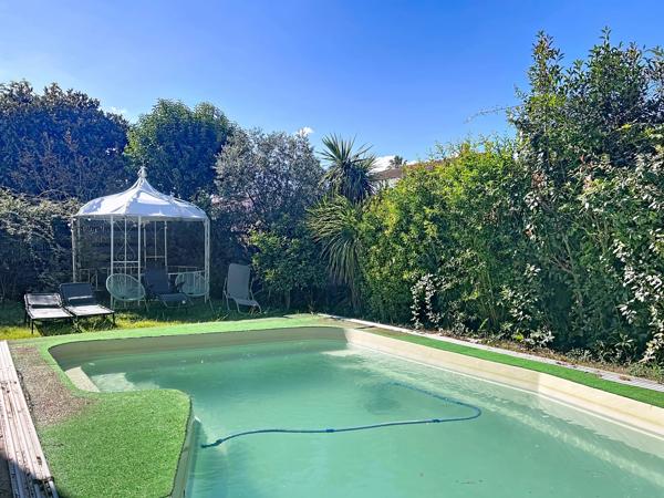 VILLA 4 FACES AVEC PISCINE ET JARDIN ARBORE, CANET