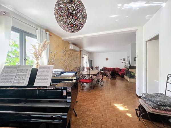 VILLA 4 FACES AVEC PISCINE ET JARDIN ARBORE, CANET