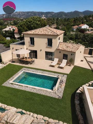 Superbe villa proche du centre