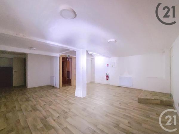 à vendre  97,05 m2 JOIGNY - 89