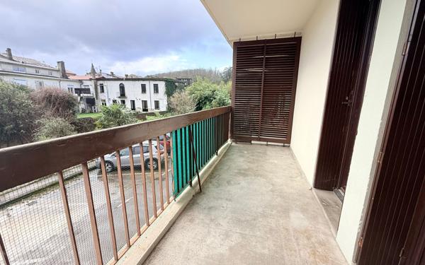 Appartement à vendre    5 pièces •  Aire-sur-l'Adour