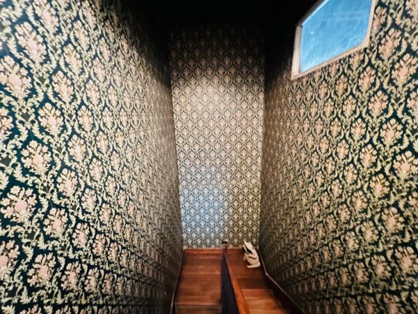 Maison à rénover – Fort potentiel – 140 m² + grenier – Grange – Cour