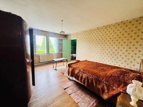 Maison à rénover – Fort potentiel – 140 m² + grenier – Grange – Cour