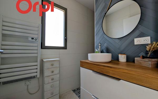 Maison à vendre    6 pièces •  Échillais