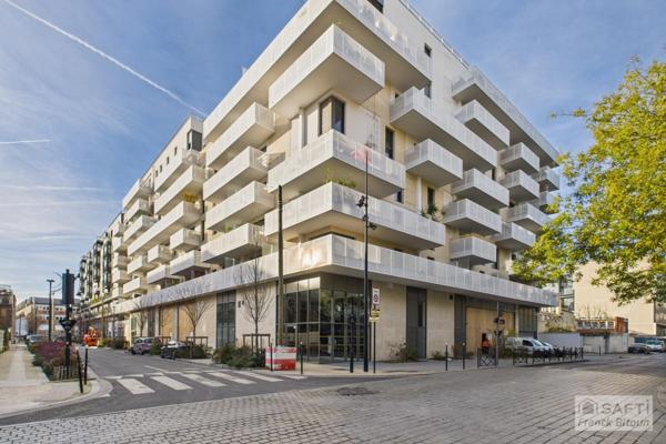 Quartier Delage-Bécon. 3 pièces récent avec grand balcon et parking.