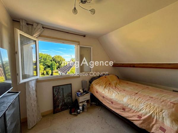Maison à BEYNES, 78650 - 6 pièces 110m²