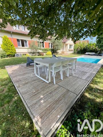 Maison à vendre 12 pièces 380 m² Bourges