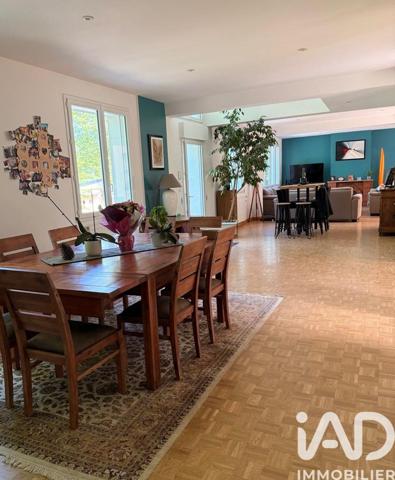 Maison à vendre 12 pièces 380 m² Bourges