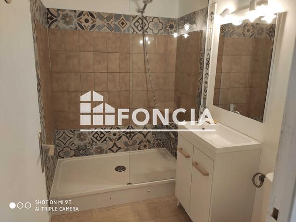 Location Studio 23.72 m² - RESIDENCE PORTE ROYALE APPART 28 - 25 RUE DE DOMPIERRE La Rochelle 17000