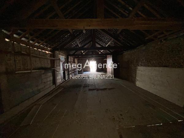 Local Commercial à VIMOUTIERS, 61120 - 4 pièces 230m²