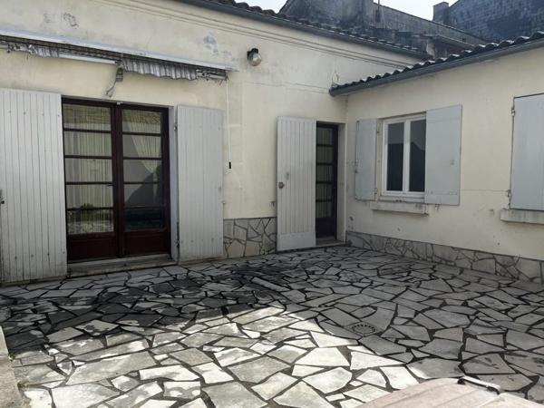 Maison à vendre 129 600 € Libourne 3 p 77 m² DPE D